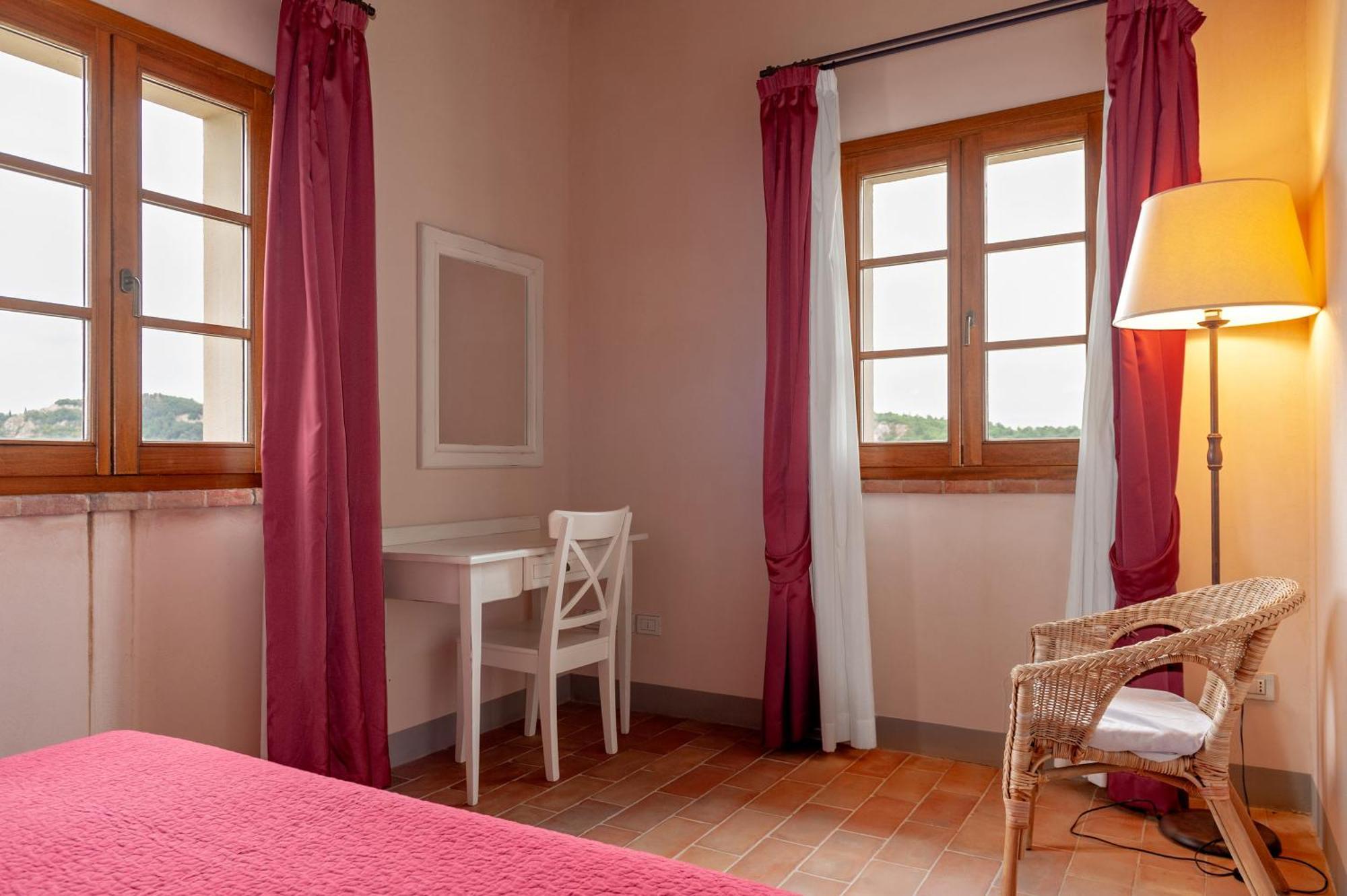 Il Borgo Delle Ville Palaia Kültér fotó